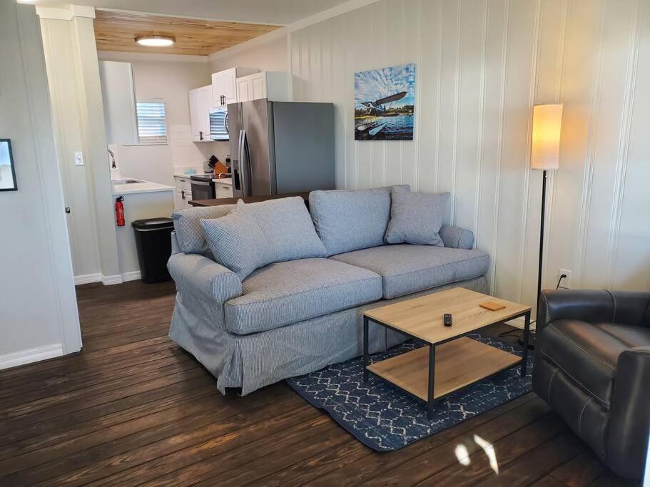 Camp St. Cabanas Unit 3 On Lake Dora 타바레스 외부 사진