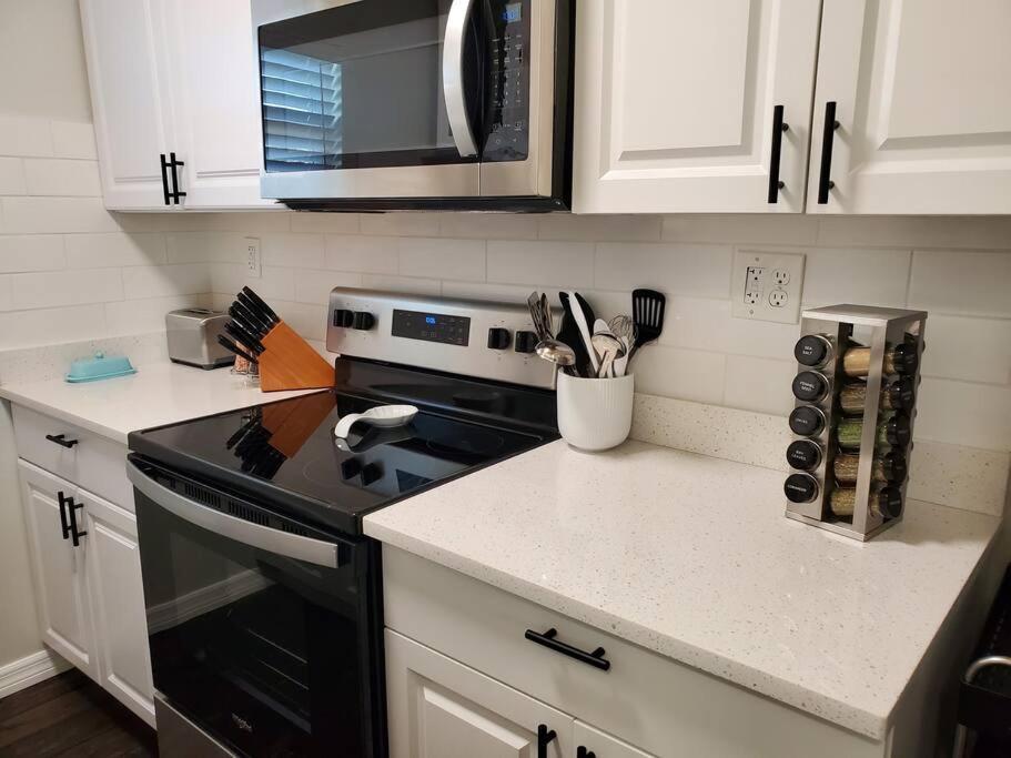 Camp St. Cabanas Unit 3 On Lake Dora 타바레스 외부 사진